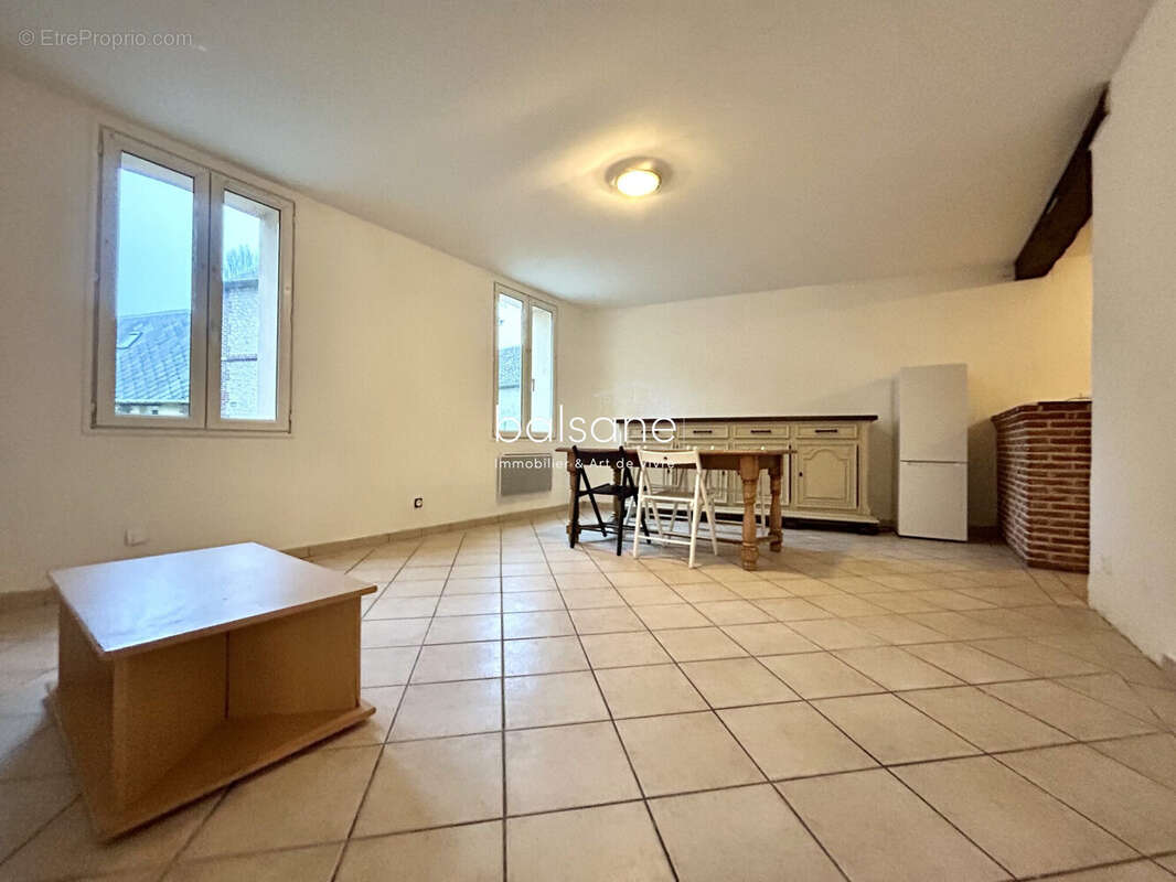 Appartement à RADEPONT