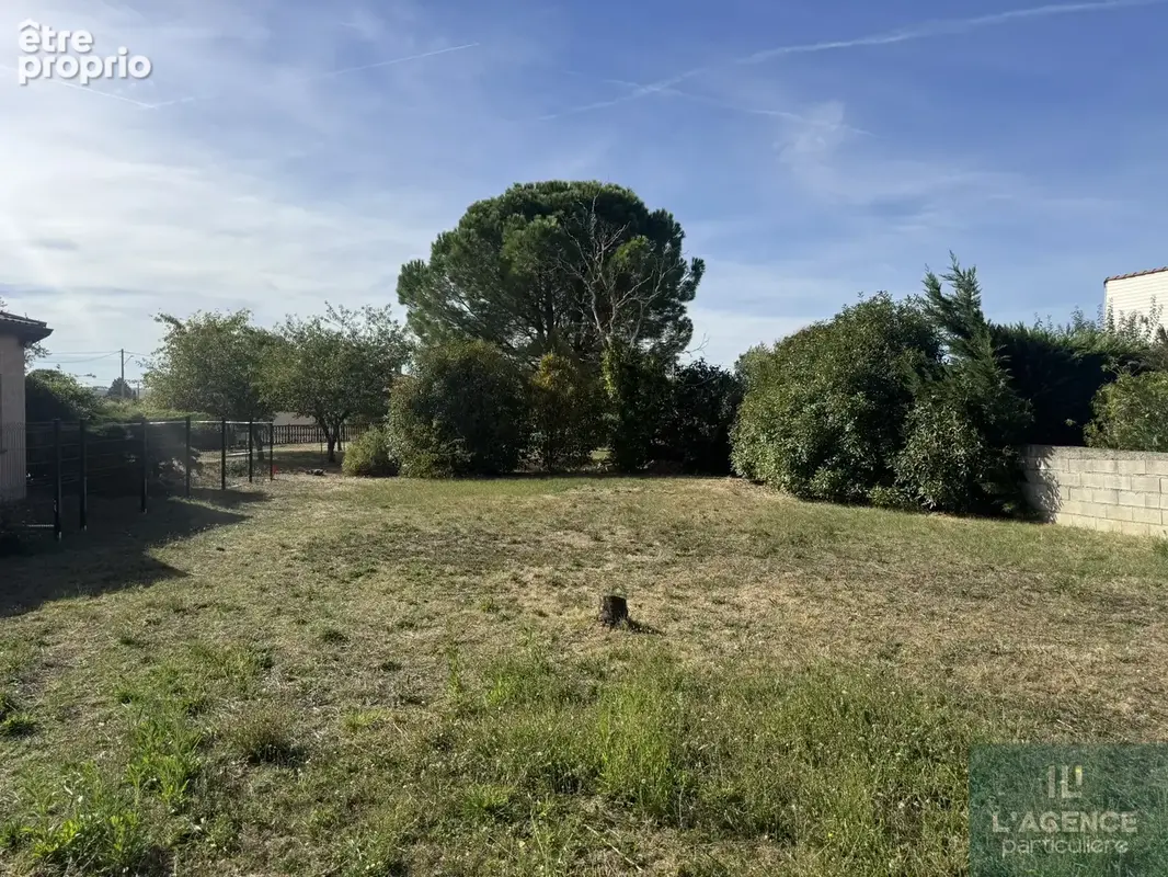 Photo Terrain à Belberaud au prix de 125 000€