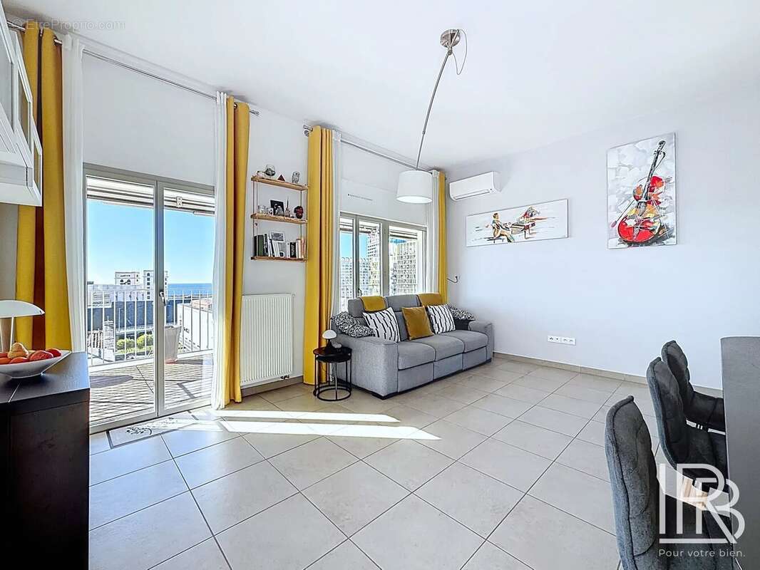 Appartement à MARSEILLE-2E