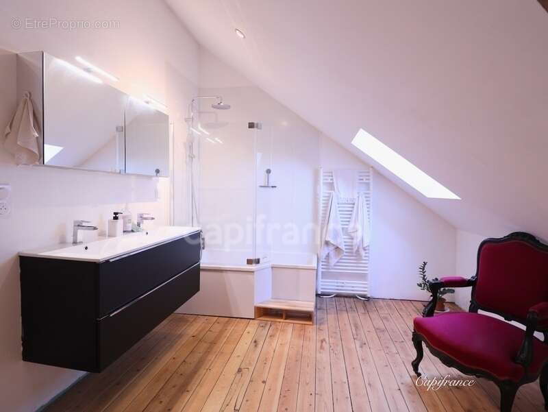 Maison à PUY-DE-SERRE