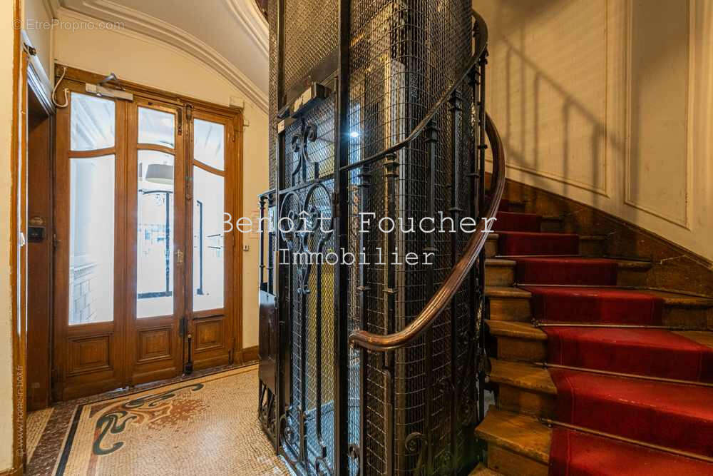 Appartement à PARIS-18E