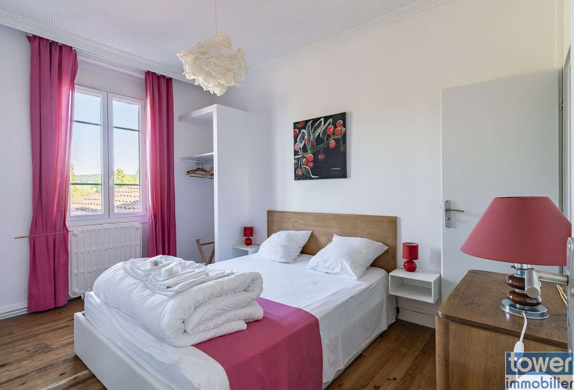 Ensemble immobilier avec maison de maître à Montbron - photo 15