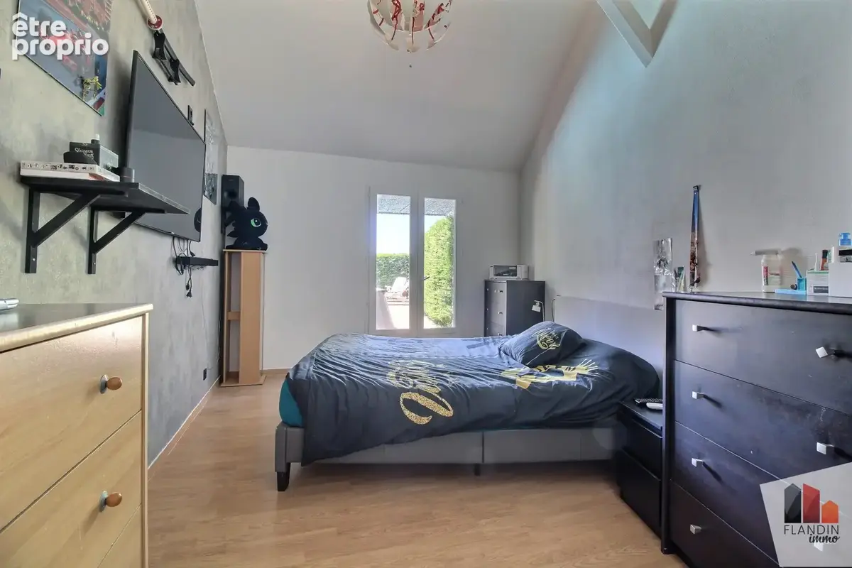 Maison 142 m² à Ternay  - photo 8