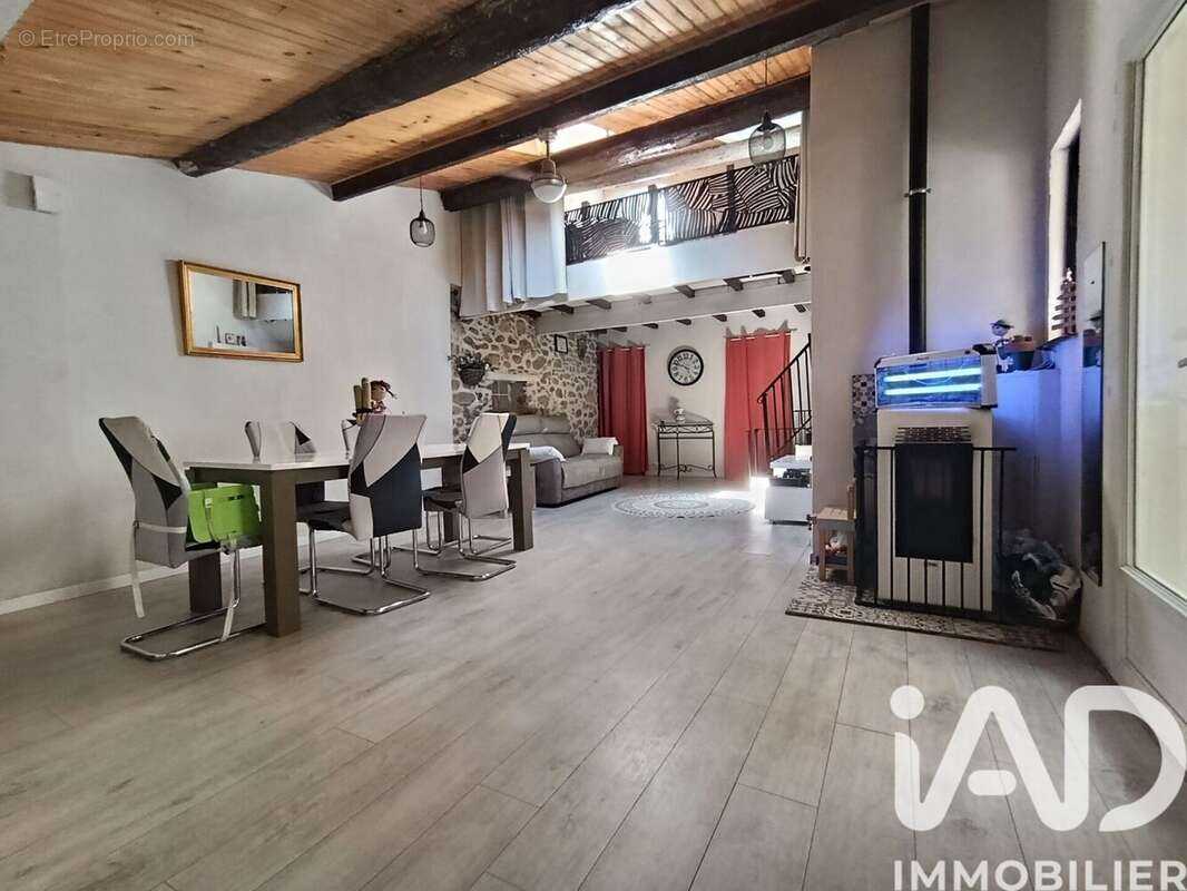 Maison 148 m² à Le Boulou  - photo 7