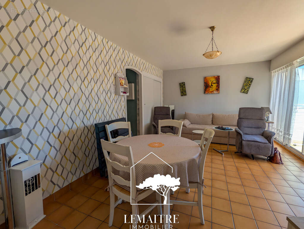 Appartement à LES MATHES