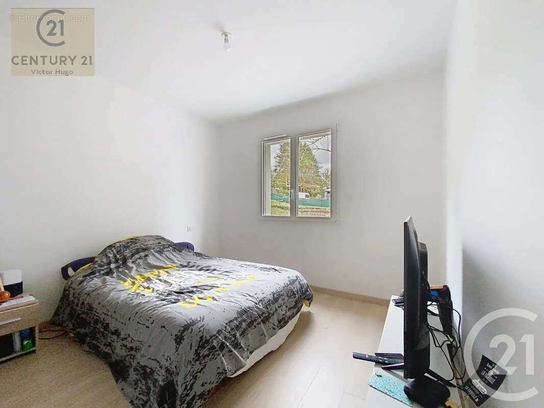 Maison à SAINT-JUNIEN