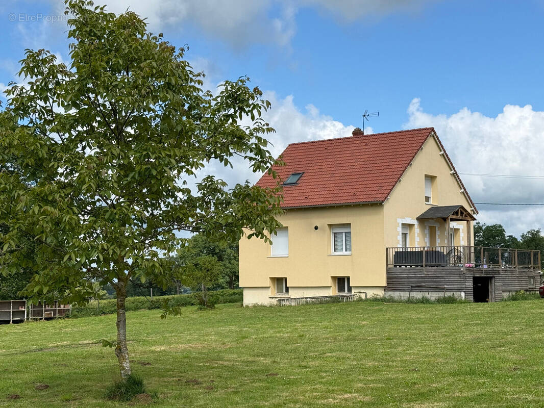 Maison à POULIGNY-NOTRE-DAME