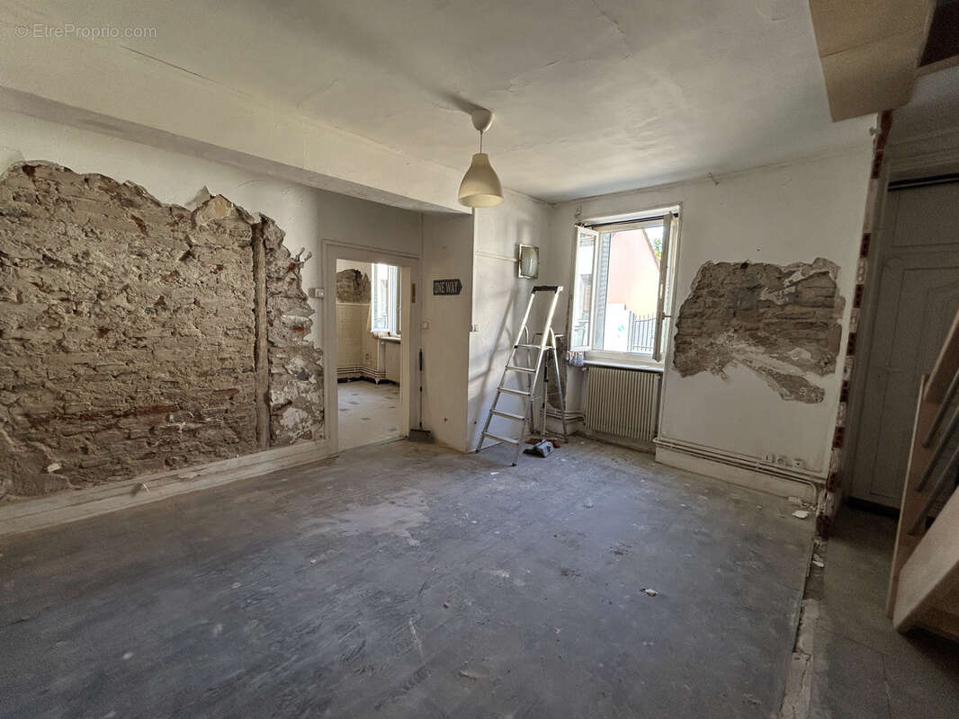 Maison à COMMENTRY