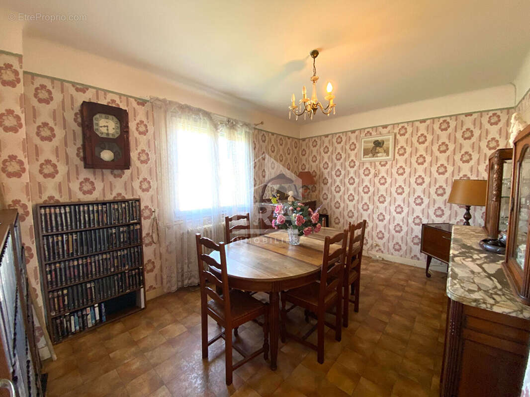 Maison à SOUES