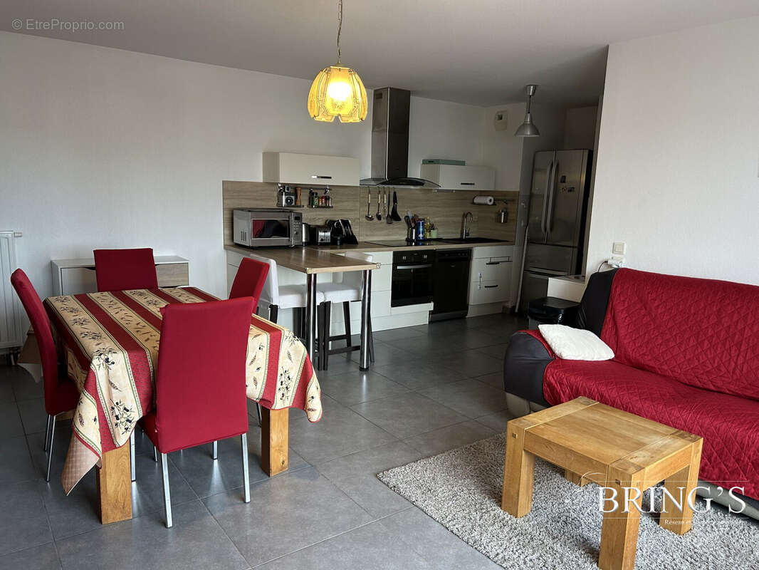 Appartement à JUVIGNAC