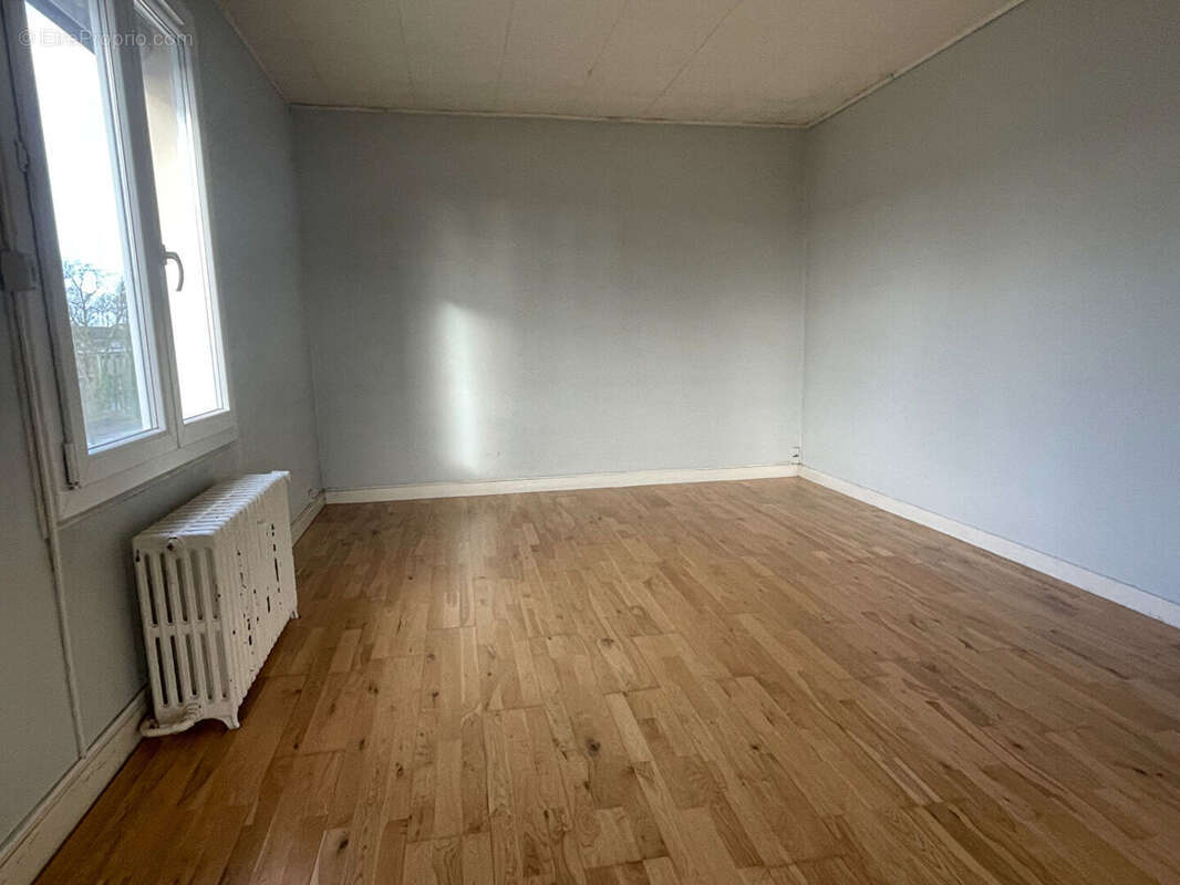 À vendre : Appartement de 3 pièces à Rethel - photo 4