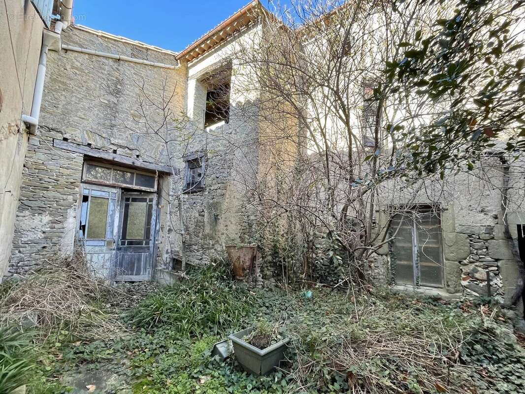 Maison à PEYRIAC-MINERVOIS