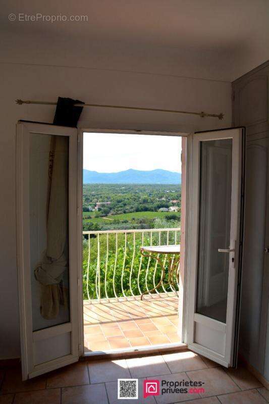 Maison à LE CANNET-DES-MAURES