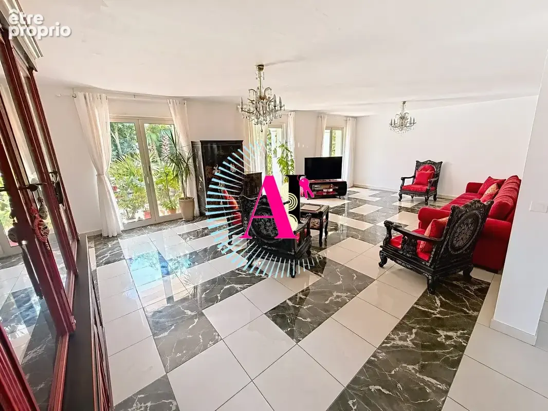 Maison 6 pièces 196 m² à vendre à Chateauneuf-Grasse (06740) - photo 7