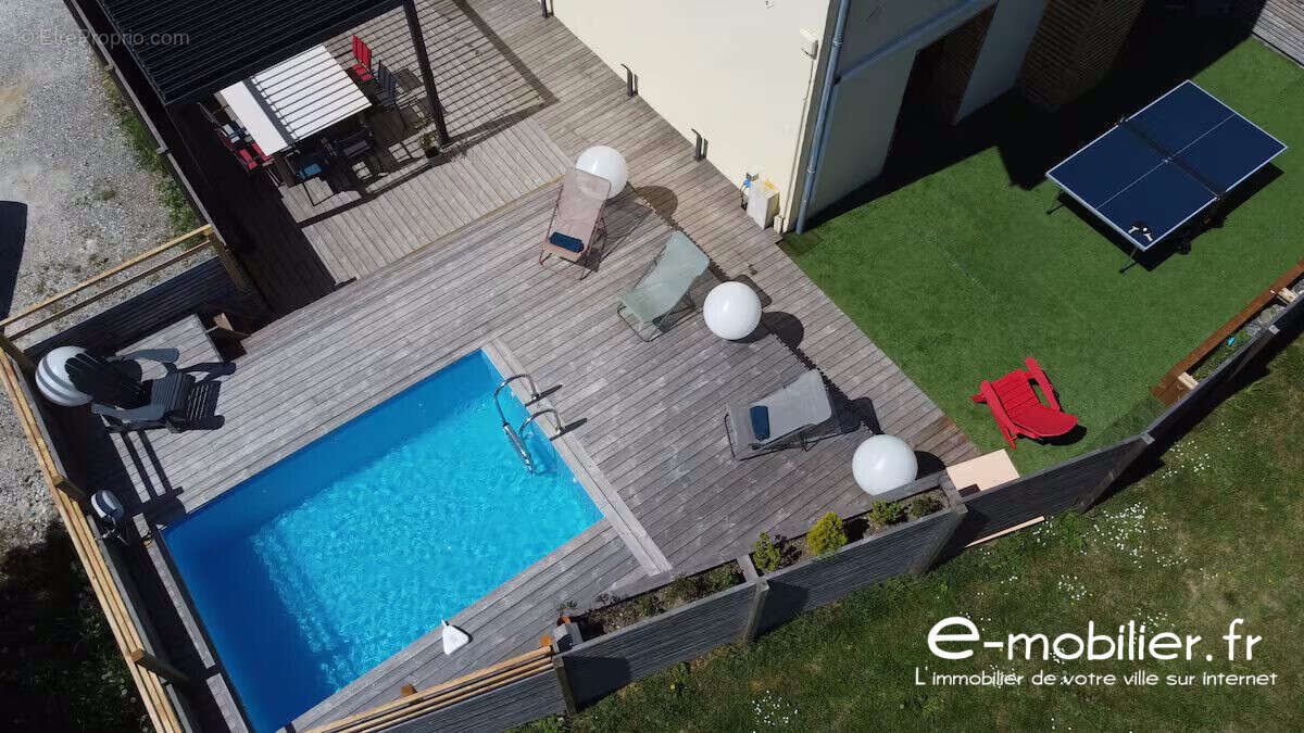 Appartement 68 m² à Quintal  - photo 9