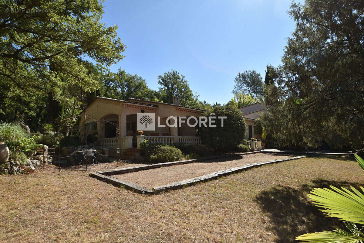 Maison à SAINT-PAUL-EN-FORET