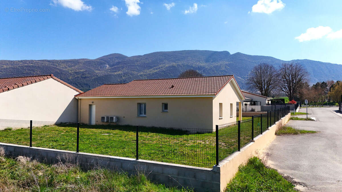 Maison à JAILLANS