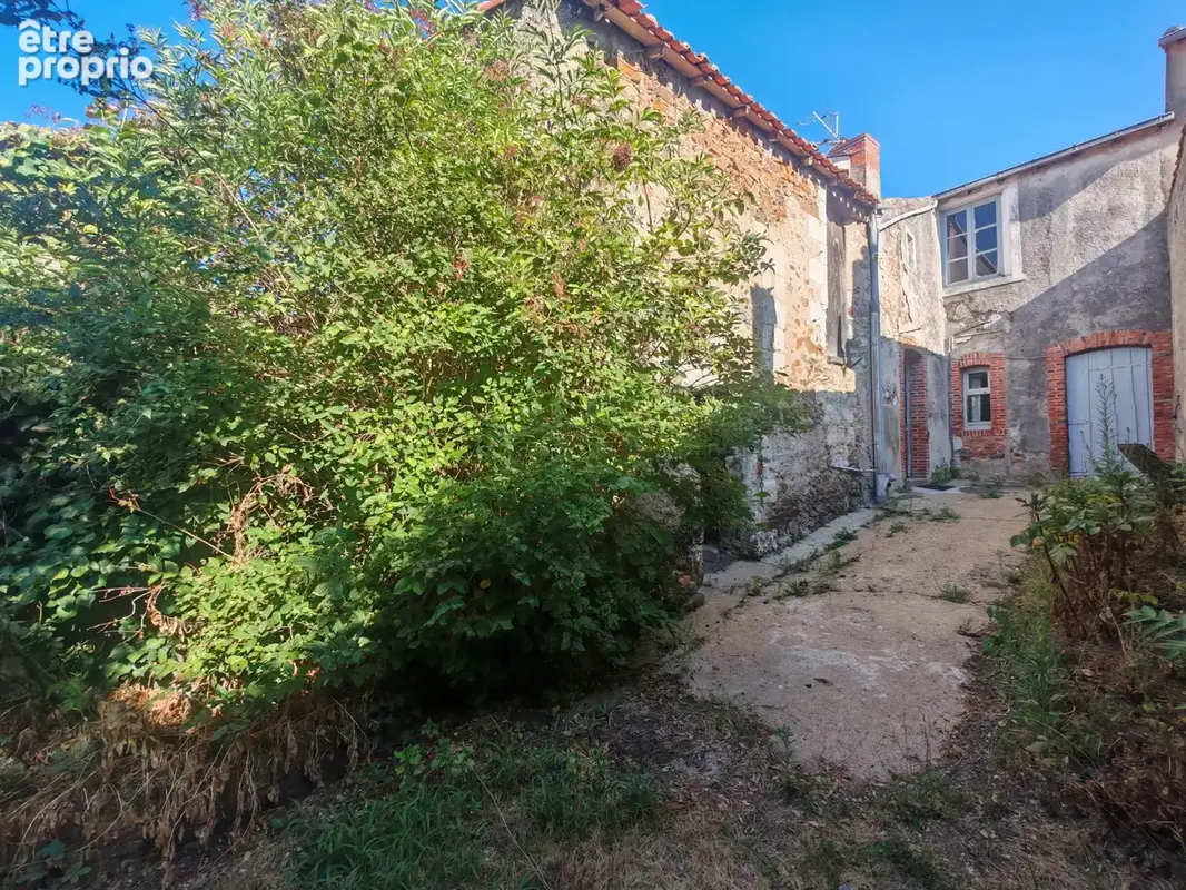 Maison à BEAUSSE