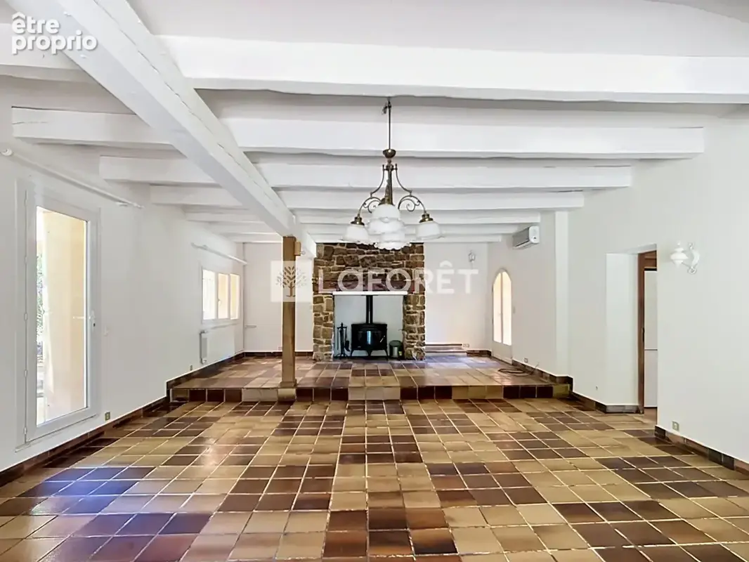 Maison Aubagne 6 pièce(s) 174.33 m2 - photo 3