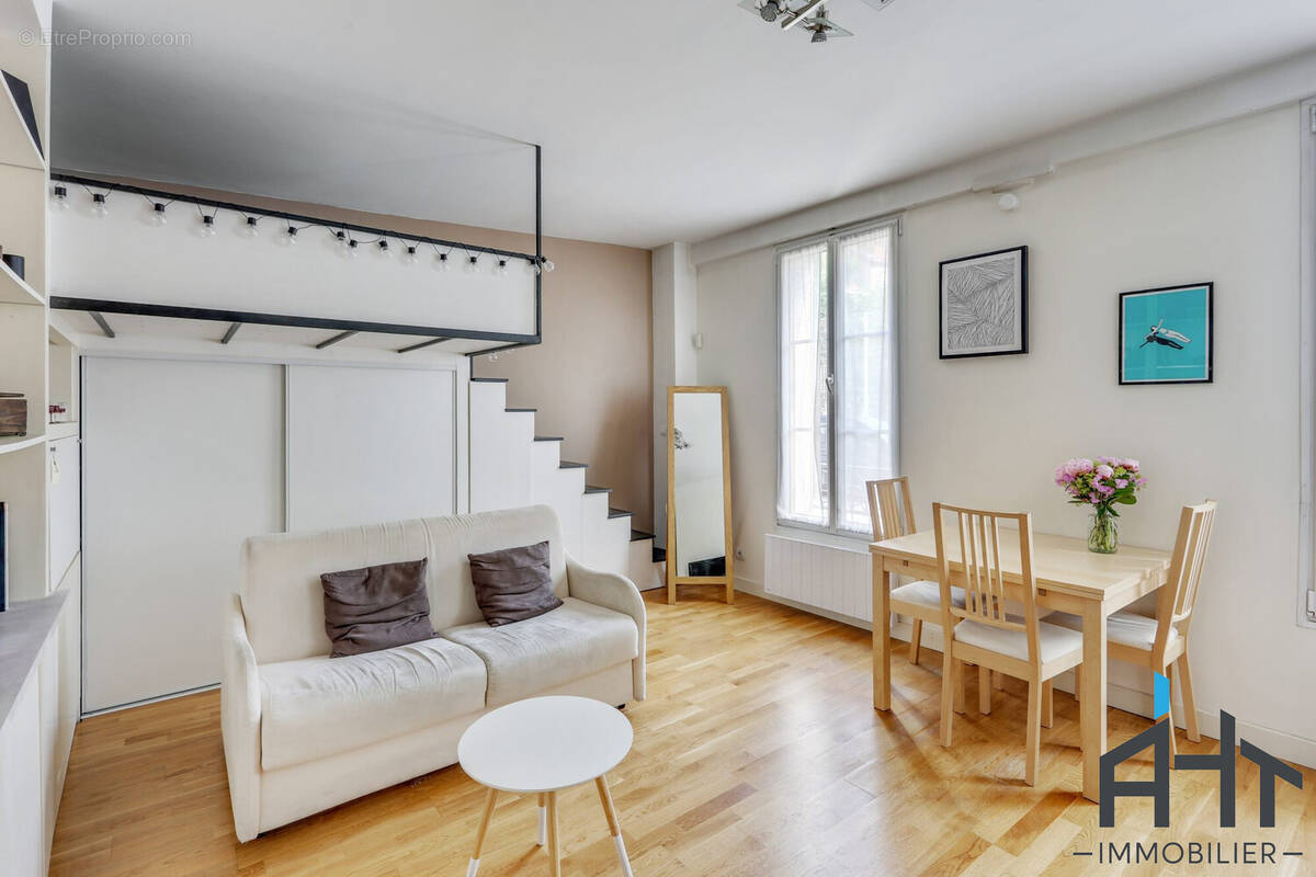 Appartement à PARIS-12E