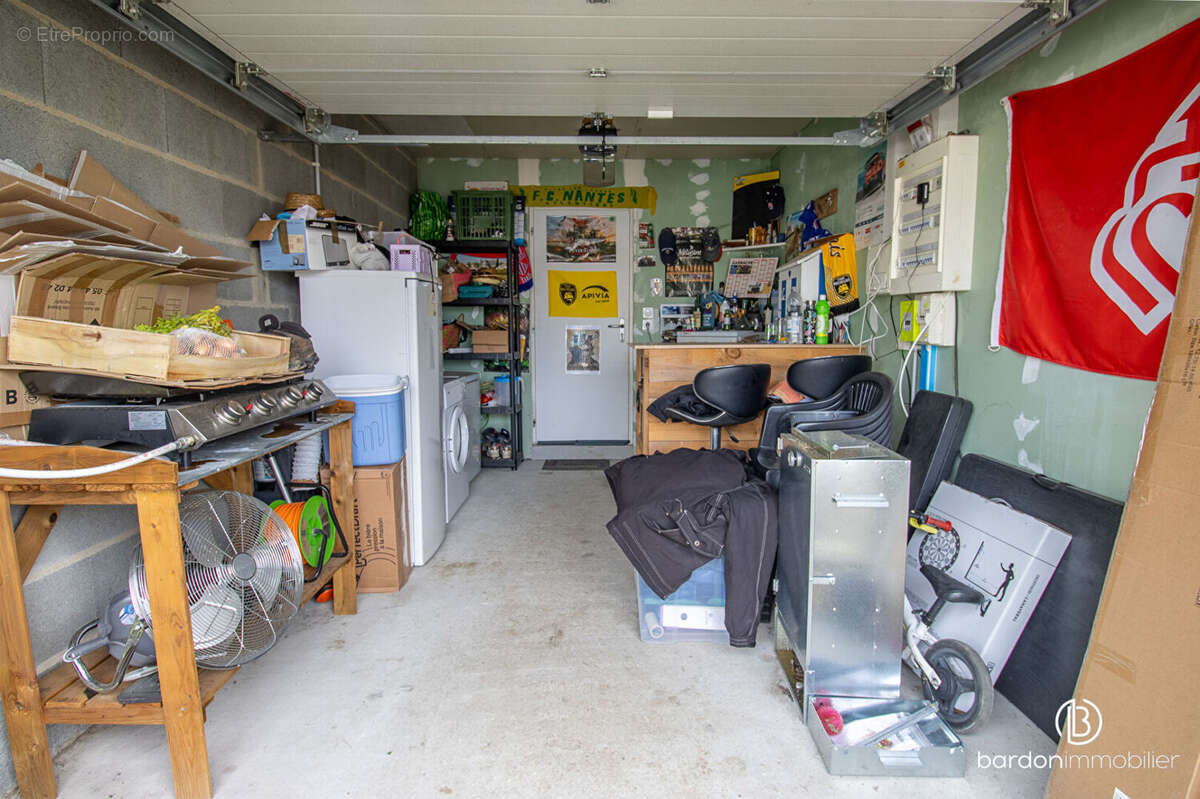 Maison à CHATEAUNEUF