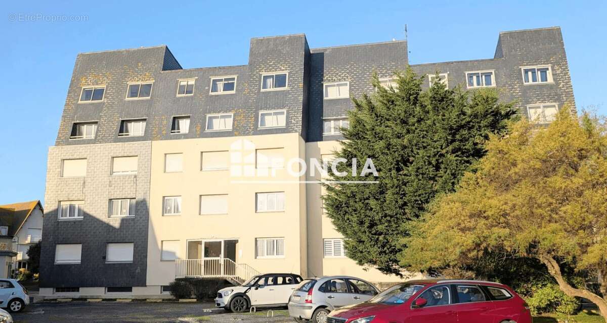 Appartement à COURSEULLES-SUR-MER