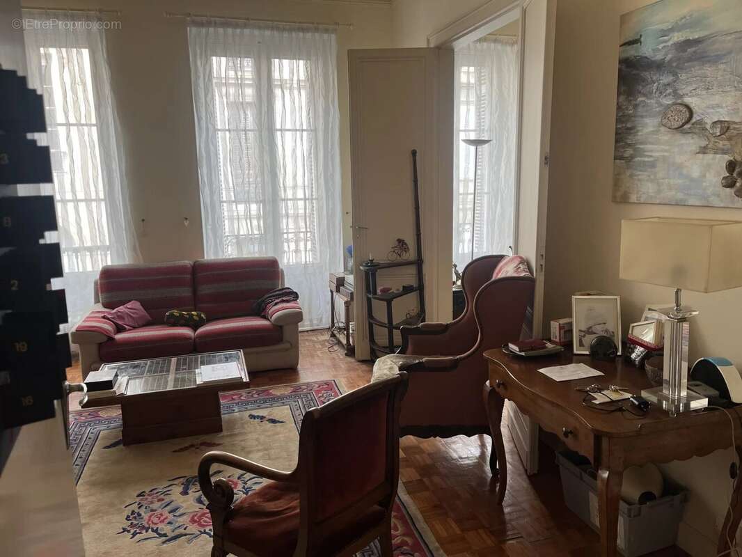 Appartement à BORDEAUX