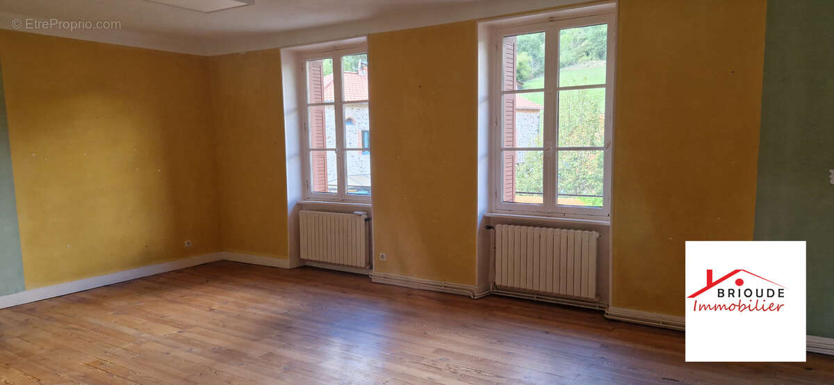 Maison à PAULHAGUET