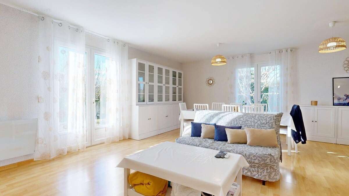 Maisondeplainpieddequatrechambres01222026173808 - Maison à BEYNAC-ET-CAZENAC