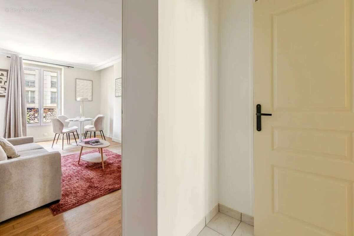 Appartement deux pièces - rue marx dormoy - 75018 paris - photo 8