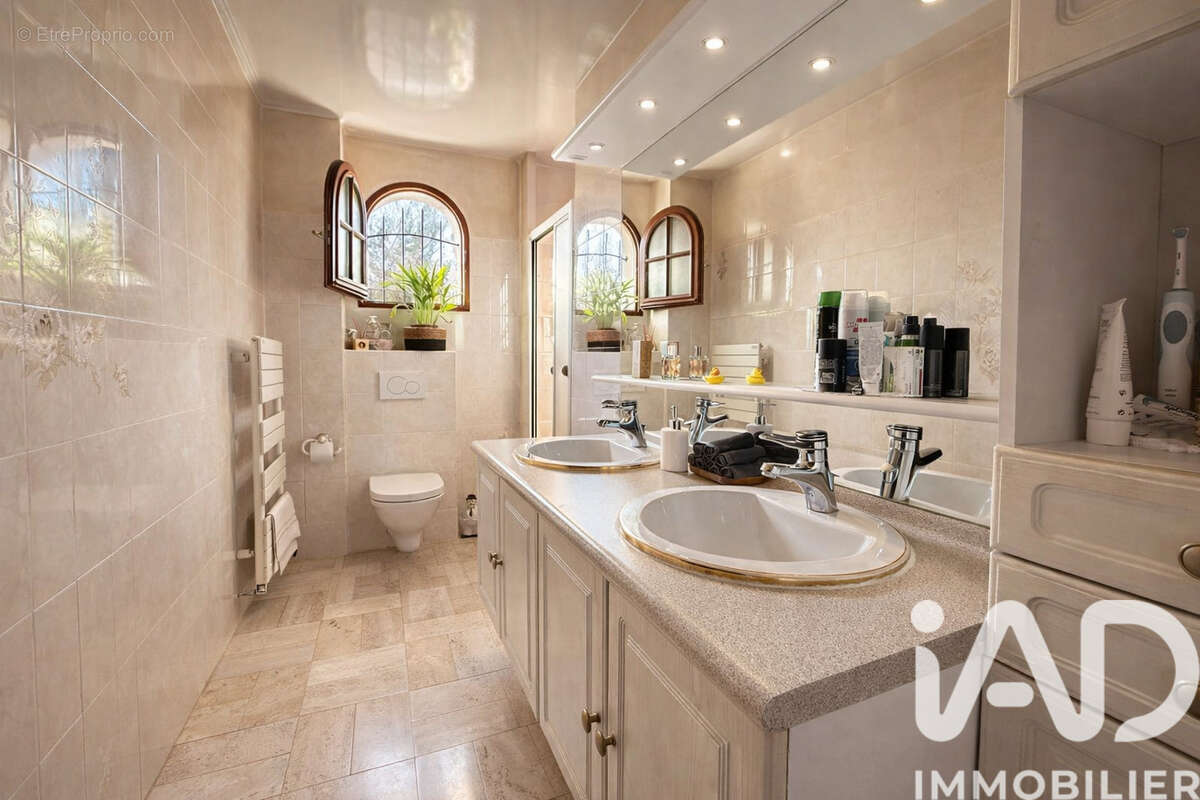 Photo 9 - Maison à NOISY-LE-SEC