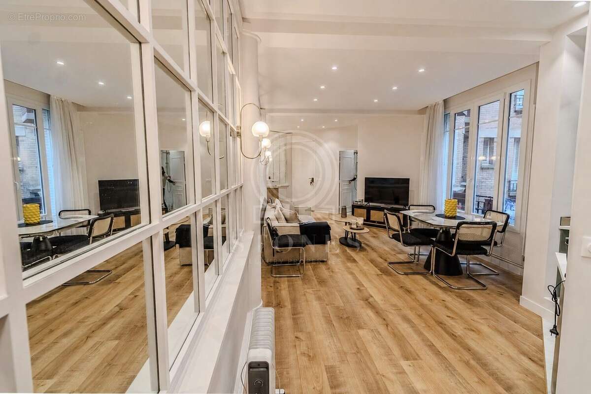 Appartement 84 m² à Paris-16e  - photo 5