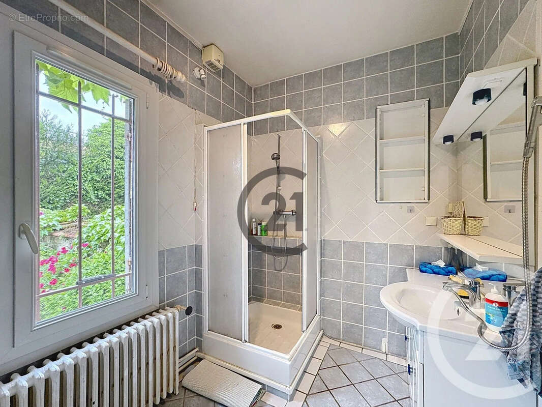 Appartement à MONTEREAU-FAULT-YONNE