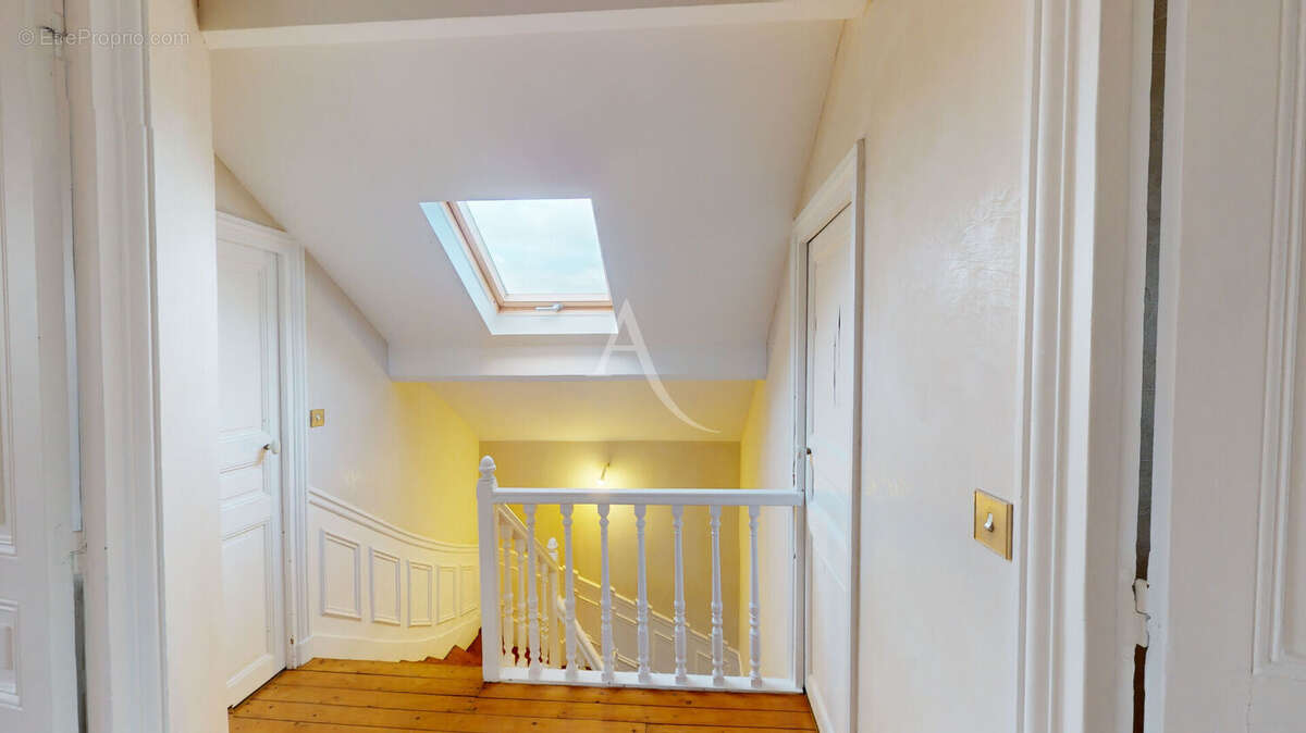 Maison à LES PAVILLONS-SOUS-BOIS