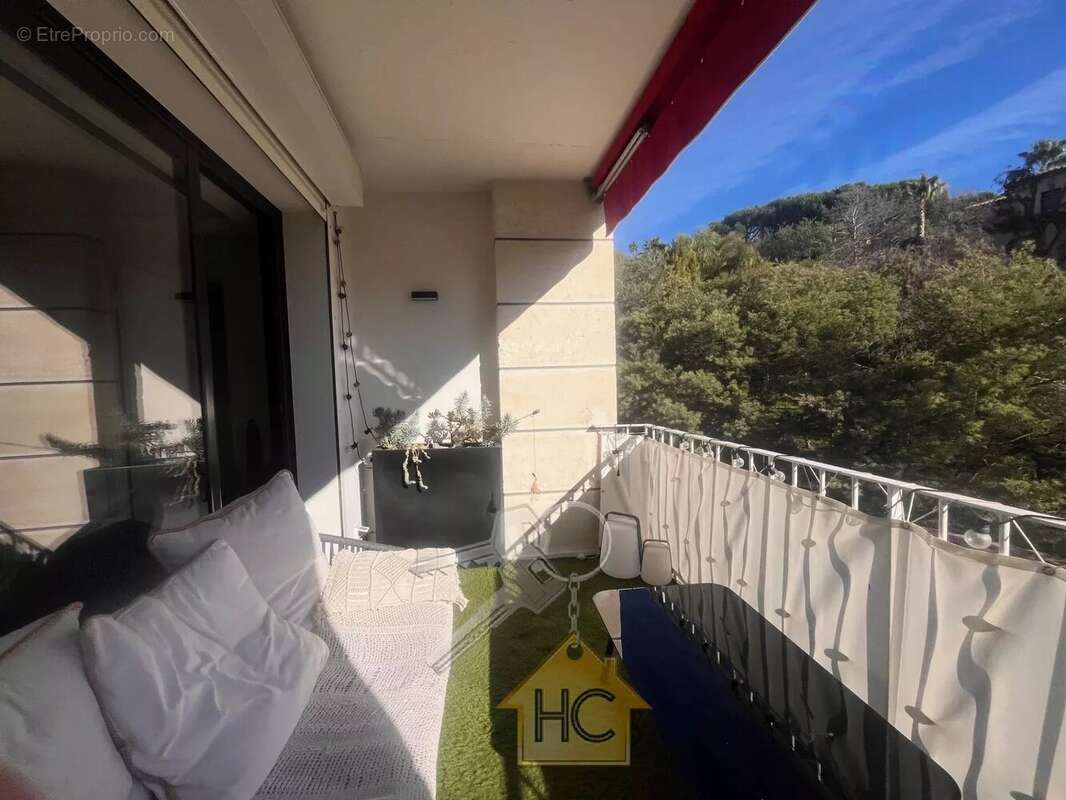 Appartement à CANNES