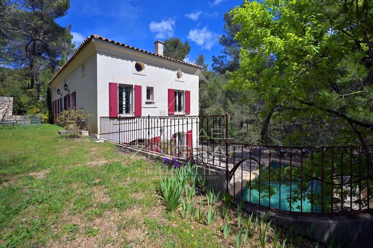 Maison à SAINT-MARC-JAUMEGARDE