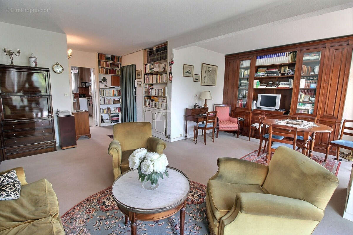 Appartement à THIAIS