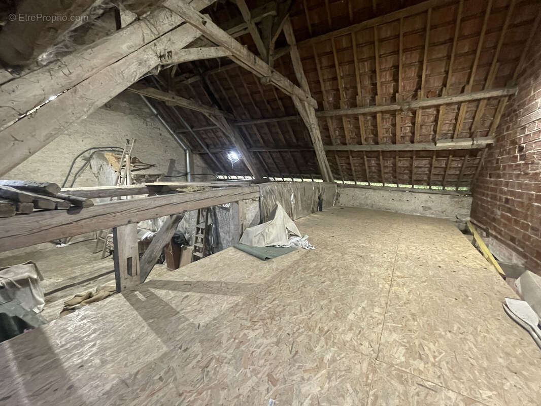 Maison à LONGWY-SUR-LE-DOUBS