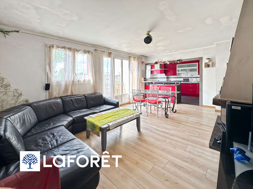 Appartement à MORSANG-SUR-ORGE