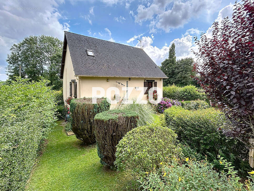 Maison à LE BENY-BOCAGE