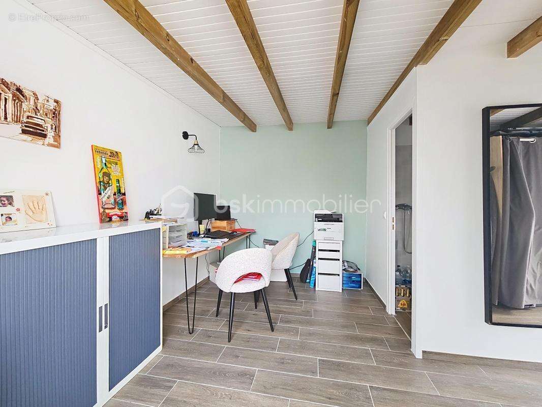 Villa + dépendance avec piscine Saint François - photo 16