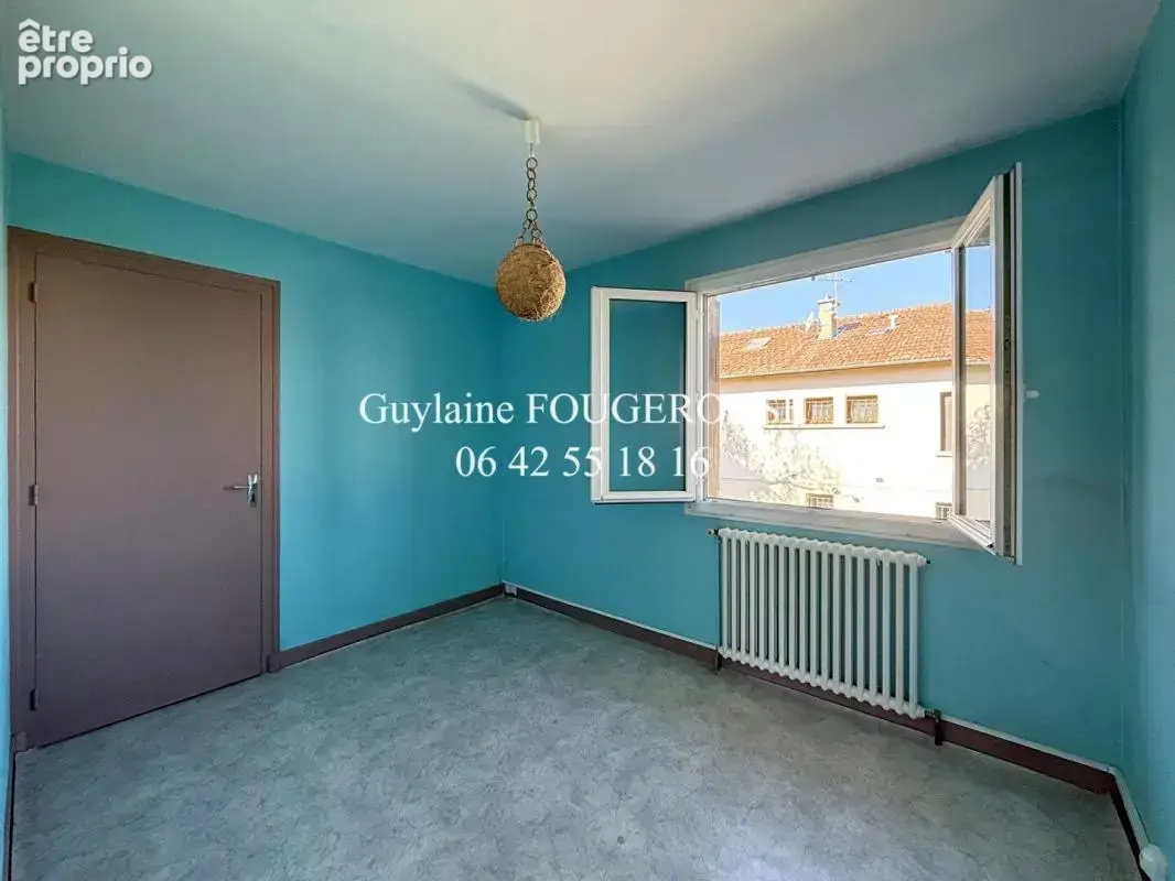 Maison au centre de SAVIGNEUX  42600 - 4 chambres - photo 7