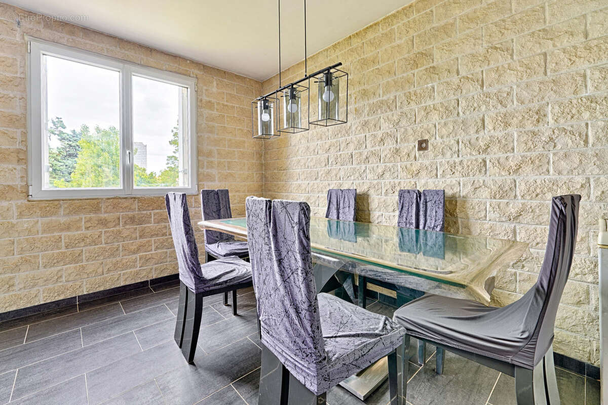 Appartement à CHOISY-LE-ROI