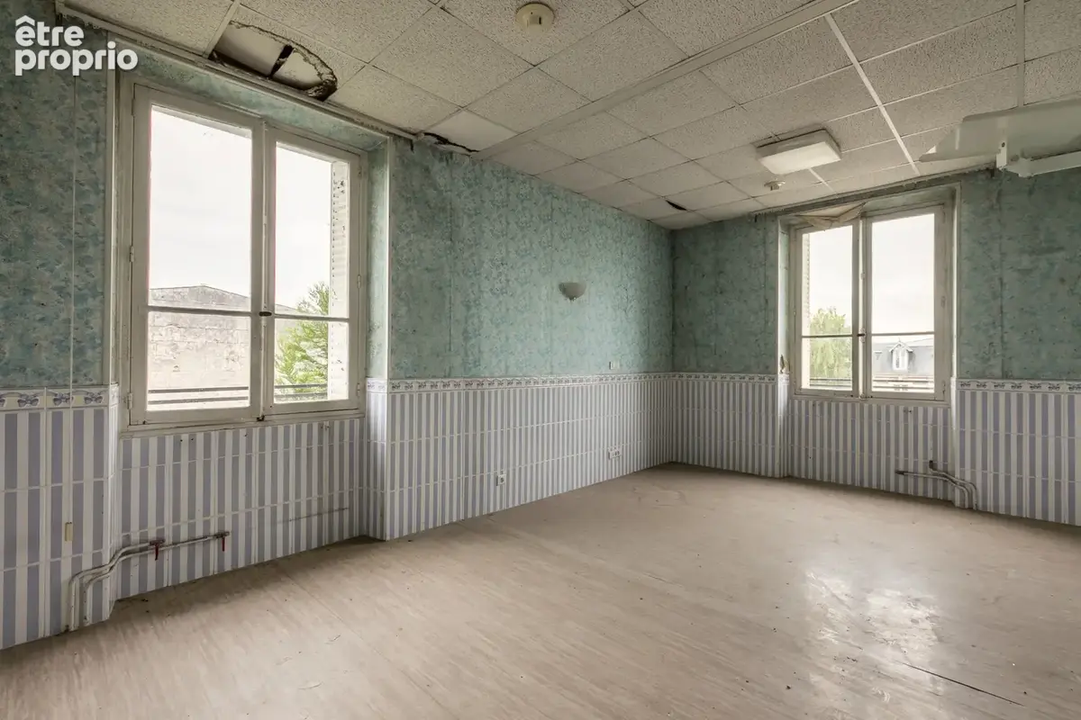 Dpt Aisne (02), à vendre SOISSONS immeuble environ 1000 m2 à découper - photo 20