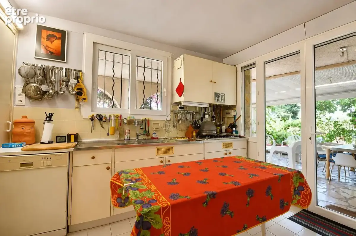 Maison 10 pièces 289 m² à vendre à Roquefort-Les-Pins (06330) - photo 11