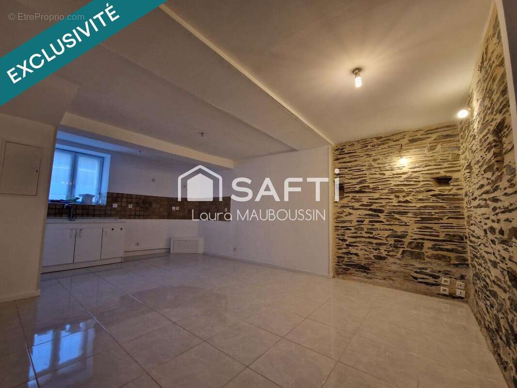 Photo 2 - Maison à SAINT-SULPICE-DES-LANDES