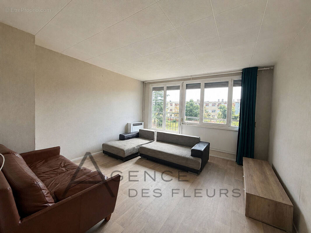 Appartement à SAINT-AUBIN-LES-ELBEUF