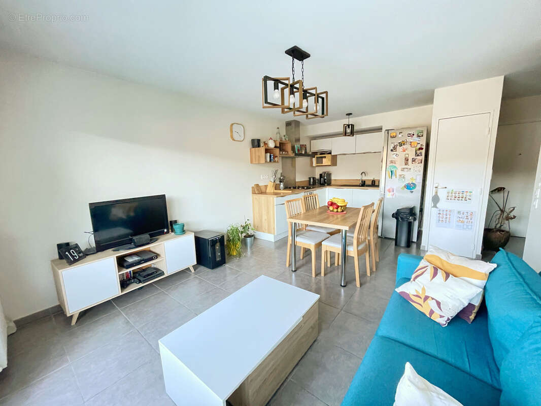 Appartement à OULLINS