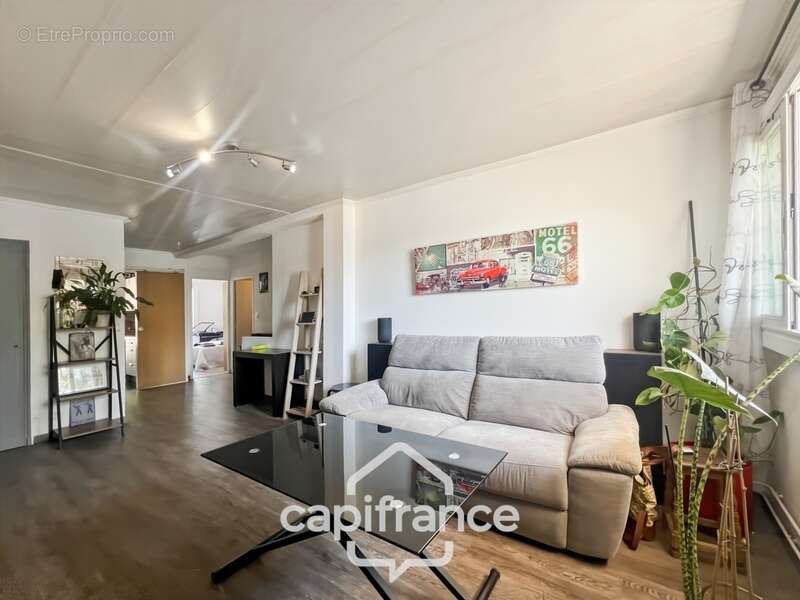 Appartement à LA FARLEDE