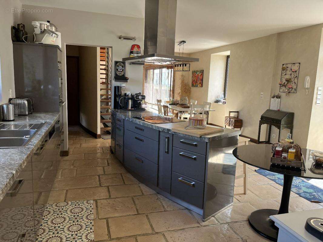 Maison à MARTRES-DE-RIVIERE